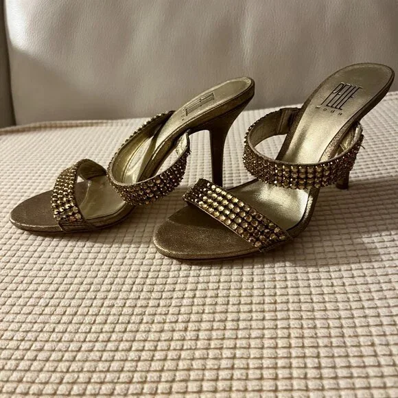 Pelle Moda Gold Bronze Metallic Slide Pump Sandal Size SZ 5.5 - Picture 2 of 4